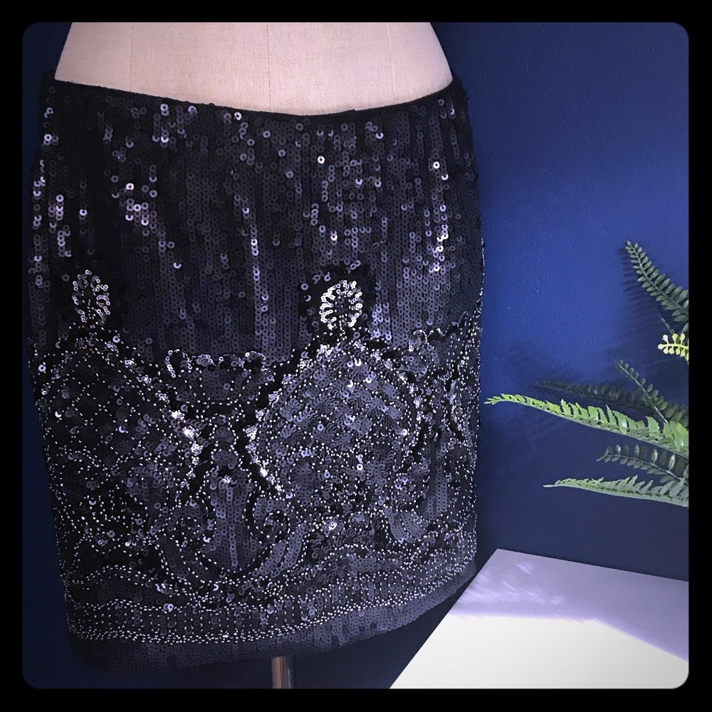 NWT AKIRA Sequin Skirt LG